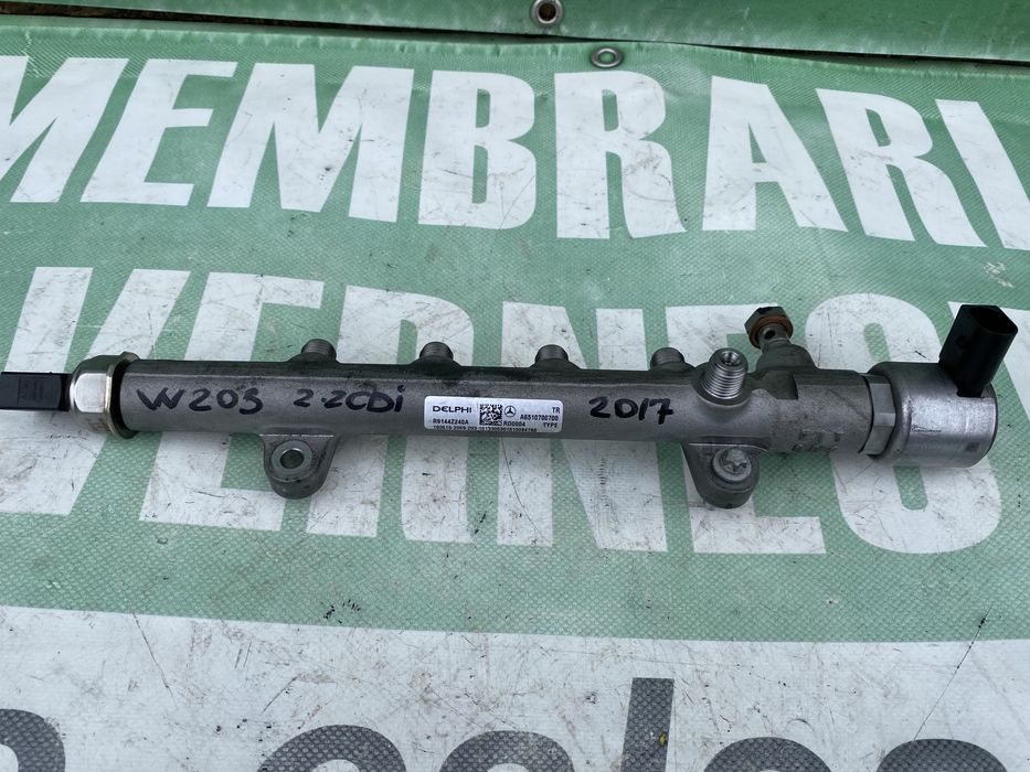 Rampă injectoare Mercedes W205 C Class 2.2 cdi 2017