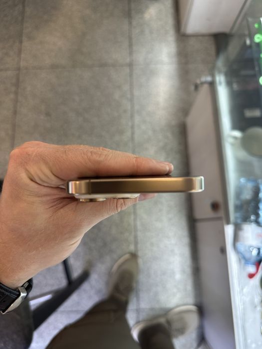 Iphone 16 pro max 256g