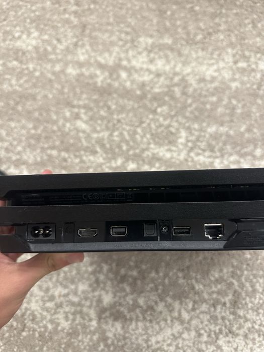 Consola Play station 4 pro (ps4 pro)