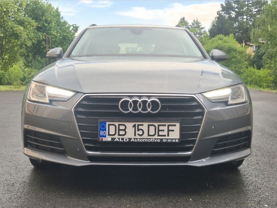 AUDI A4 2016