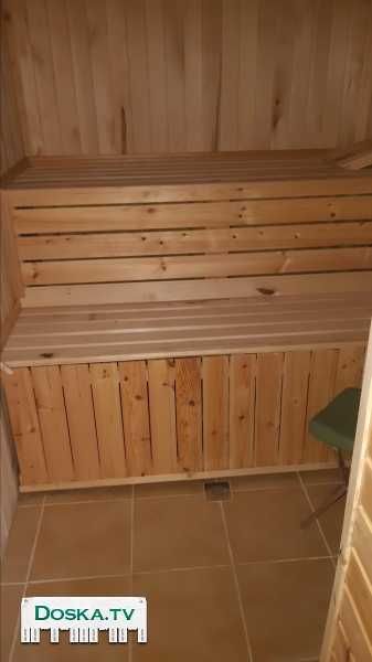 Триетажна къща в Бяла