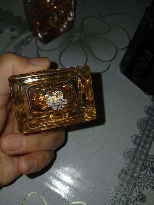 Продам парфюмы разные оригинал 100%