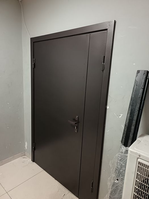 Тамбур, тамбурные металлические двери, кладовки, изготовление дверей р