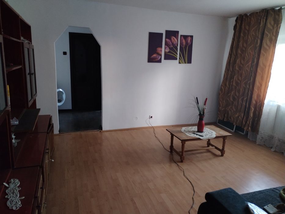 Vând apartament 2 camere