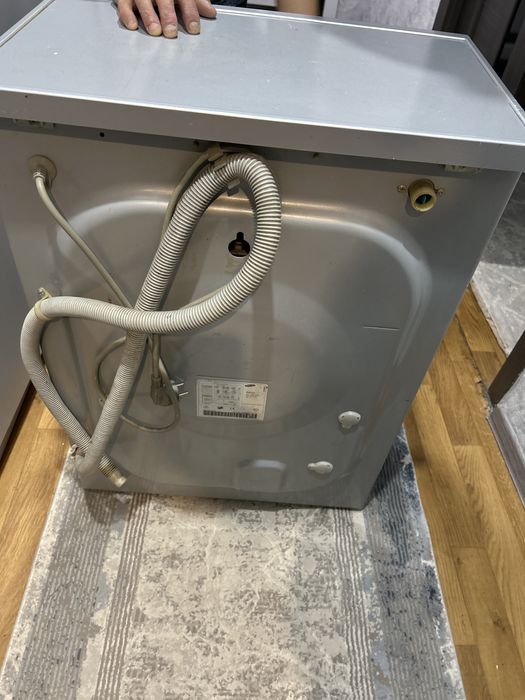 Продаю стиральную машинку