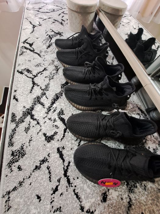 Adidas YEEZY BOOST 350 V2