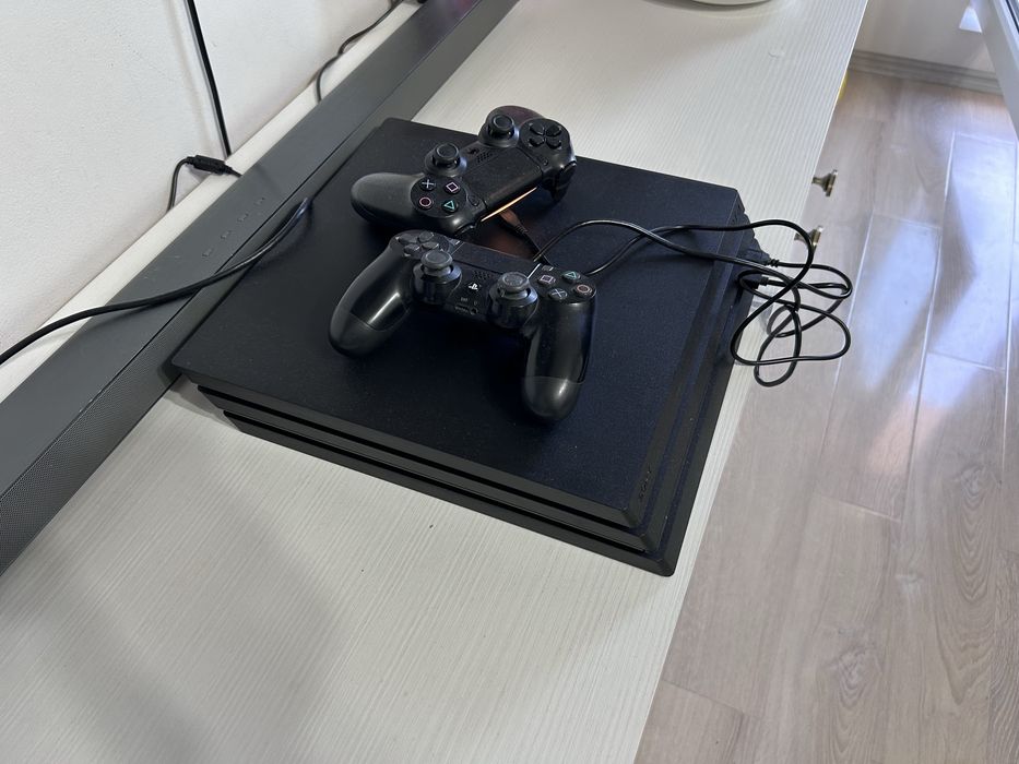 Playstation 4 Pro 1TB