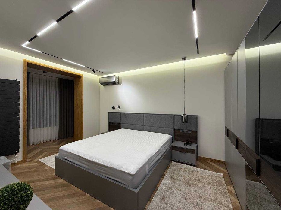 ЦУМ • 2-комн • 62м² • этаж 3/4 • [336-YUL45]