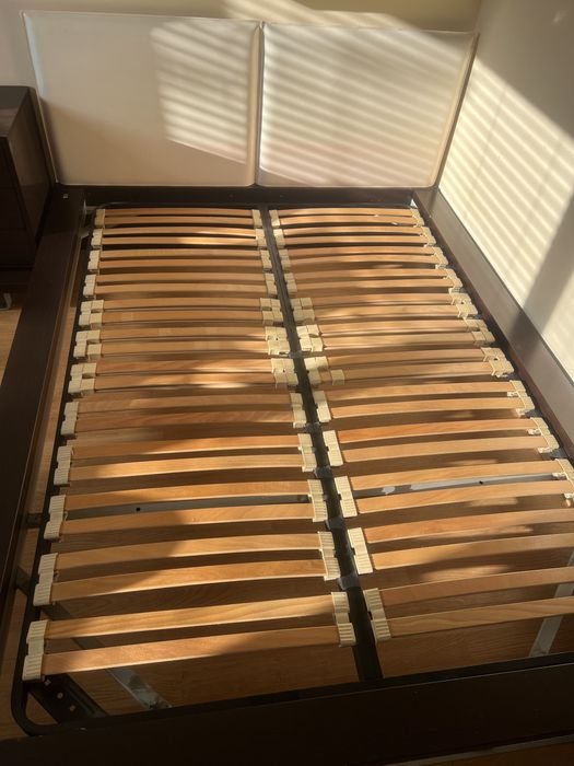 Спалня без матрак + скрин