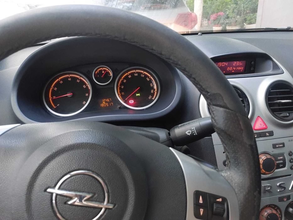 Opel Corsa D 1.2 benzină | 2007 | 180.000 km | ITP 09.2026