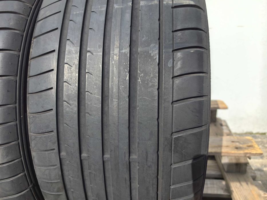 275/35/19 Дънлоп ДОТ 2019 г - Рън Флат