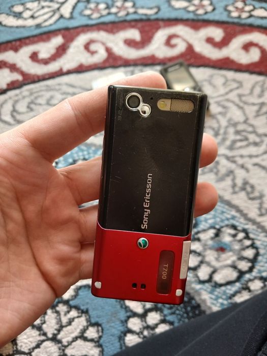 Sony ericsson T700 sotladi