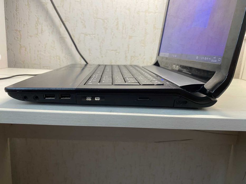 Asus k53tk с Саундбаром A4