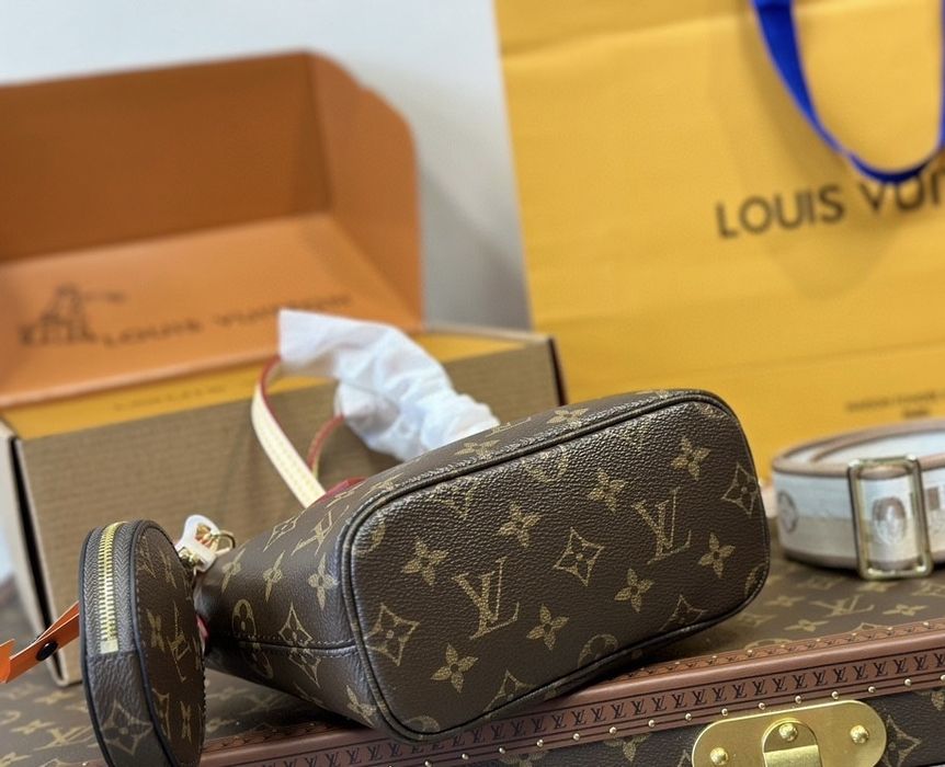 Чанта Louis Vuitton