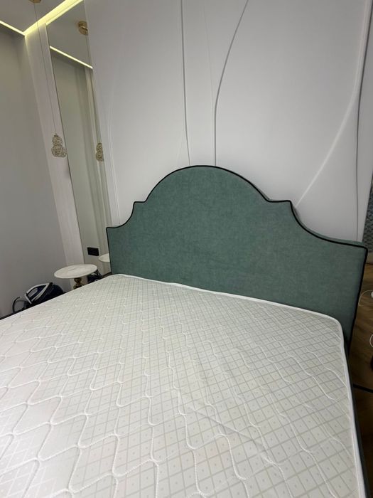 Спальная кровать