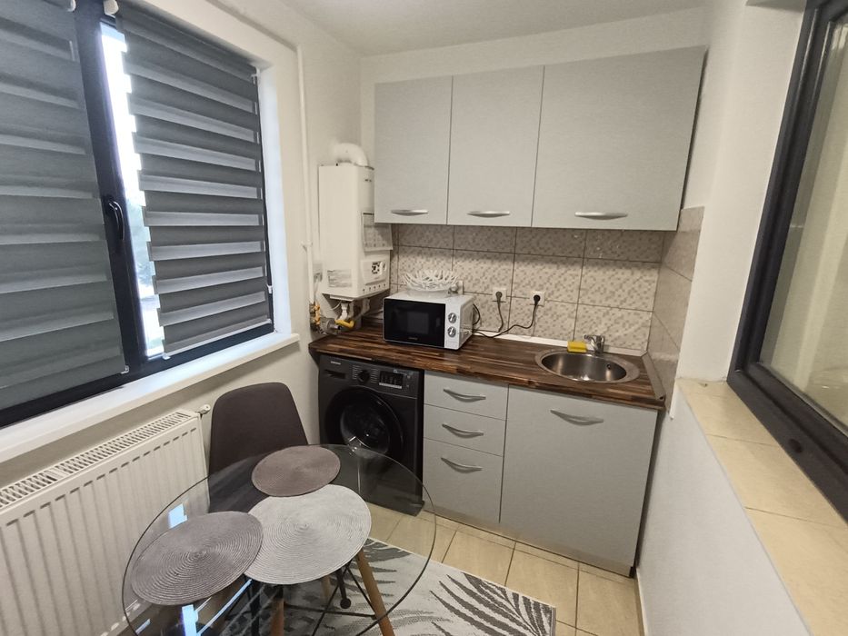 Cazare Regim Hotelier zona Hipodrom 100 lei tranzit 3-4 ore