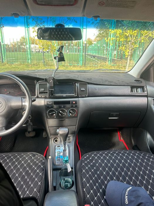 Продам машина  toyota