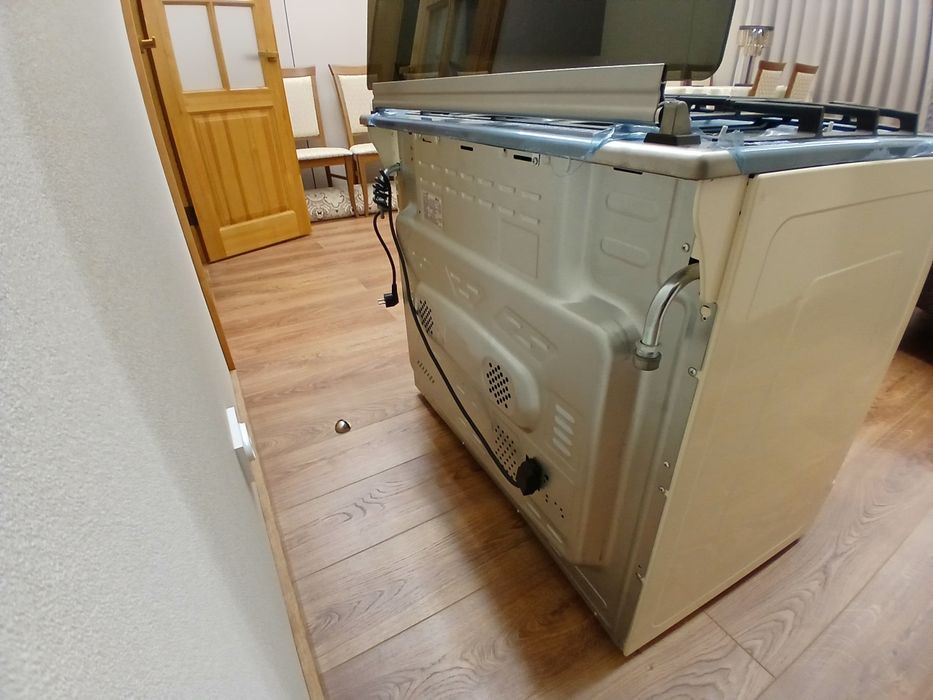 Продается газовая плита