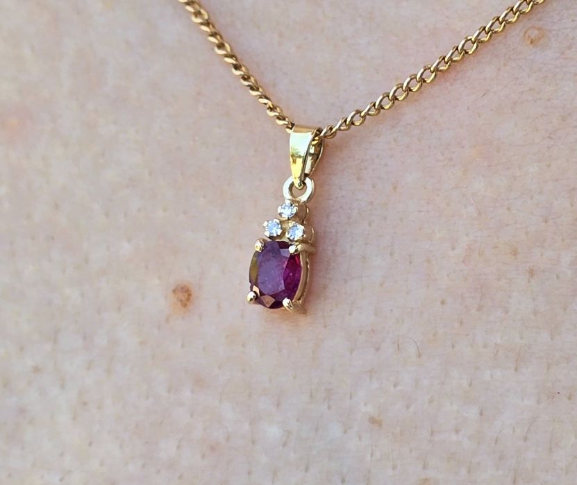 Pandant din aur galben 14k cu rubin și diamante naturale
