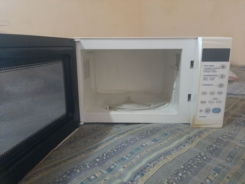 Микроволновый печь