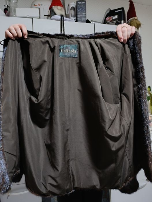 Продам норковую шубку