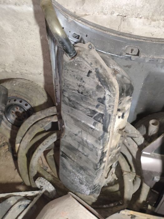 Запчасти Мерседес w124