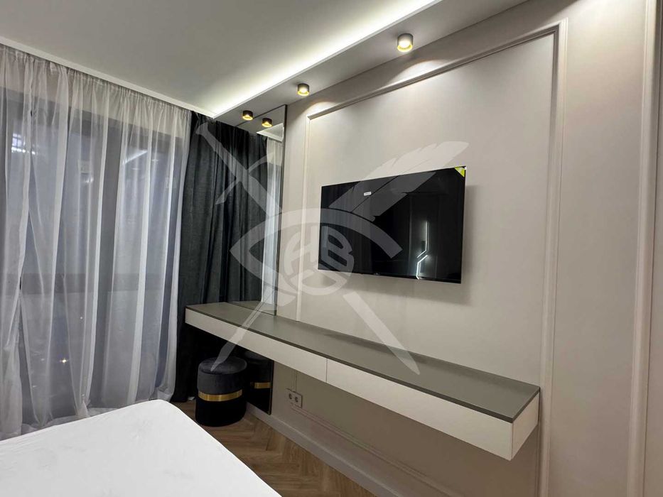 Дава се под наем Двустаен апартамент в София, Красно село - 78 кв.м за 897.6 € - Снимка #2