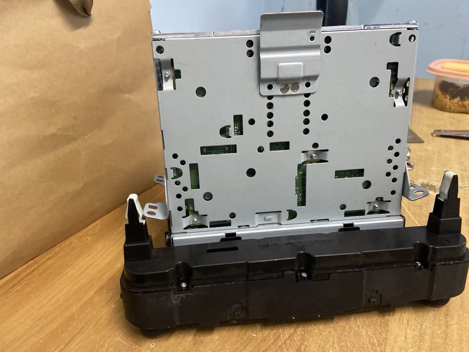 Авто магнитафон акцент