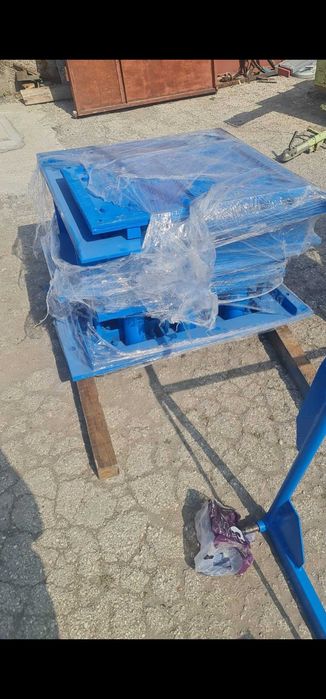 Машина за бетонни блокчета