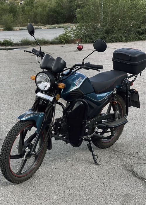 Продам мотоцикл мопед альфа