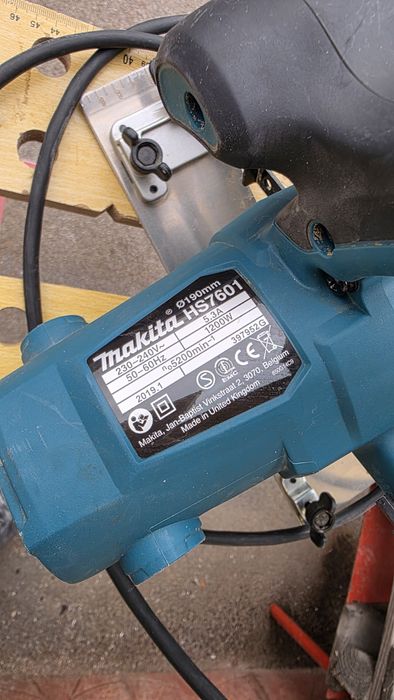Makita HS7601 Циркуляр