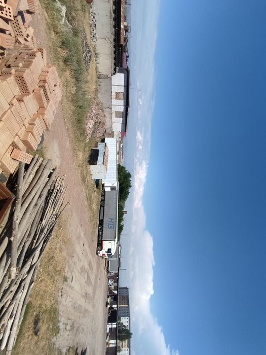 Продаётся земля в пром зоне города Алмалык, в районе ДСК