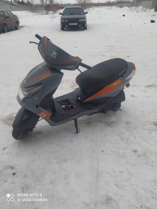 Продам скутер м11
