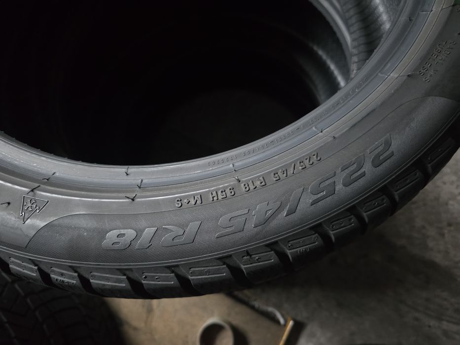 Pirelli 225/45 R18 95H MS iarnă