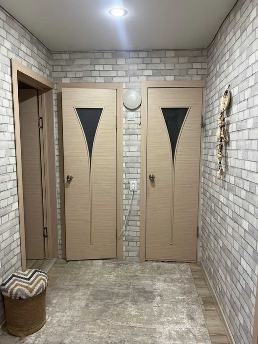 Продам 3 ком Момышулы 111