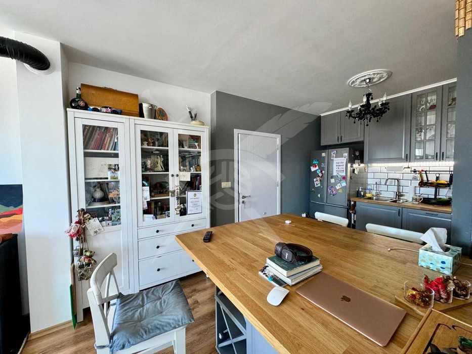 Тристаен - Несебър