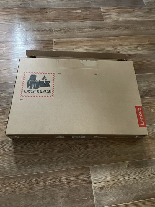 Ноутбук Lenovo Ideapad slim 3