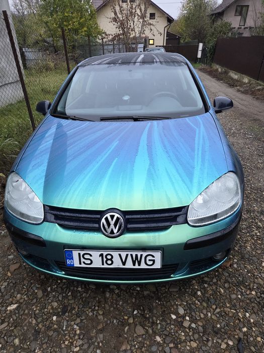 Volkswagen Golf 2004 benzină, 3.448 € — imagine 1