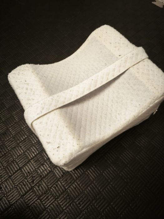 Ортопедична възглавница за колене, уринатор с капак