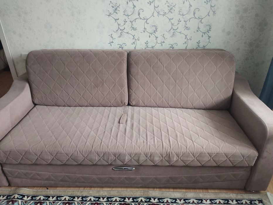 Диван в отличном состоянии