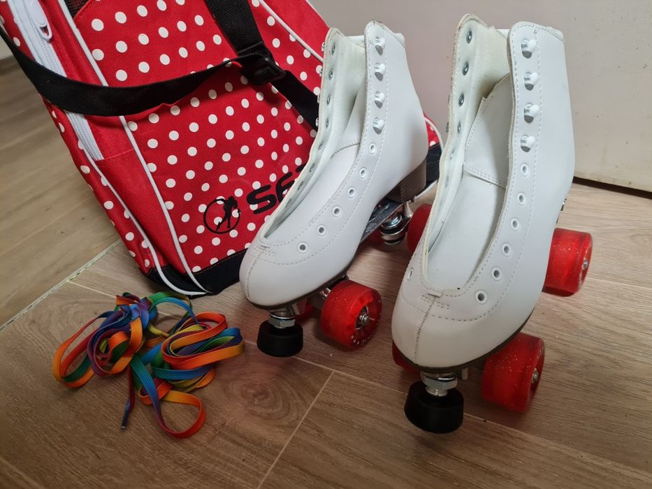 Rookie- ролери (Classic II White Quad Roller skates)