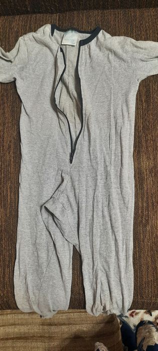 Продам хоккейгую экипировку на 4-7 лет