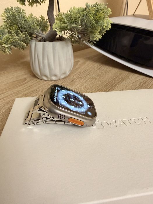 Aplle watch ultra Titanium
