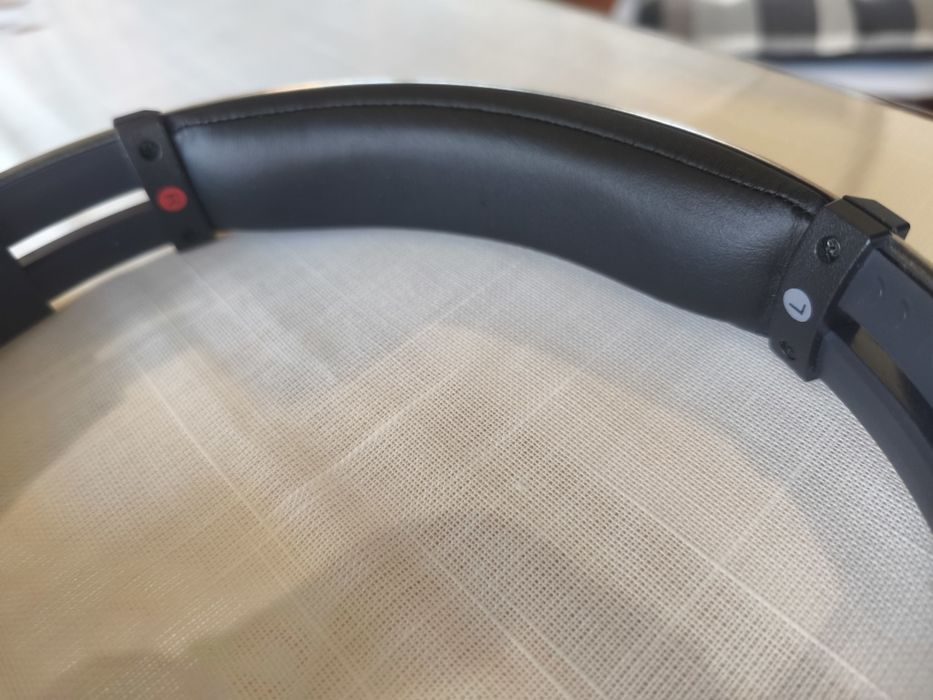 Слушалки SONY MDR-XB550