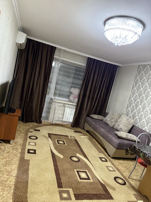 Сдам уютную 1-комнатную квартиру на длительный срок.