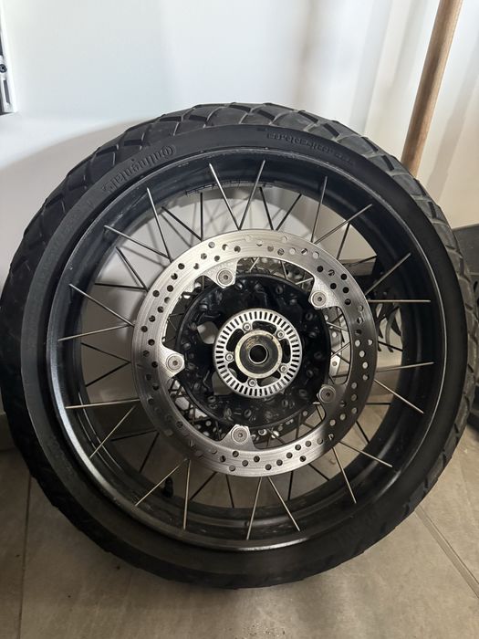 Vând set jante față + spate OEM BMW R1250 GSA 2020.