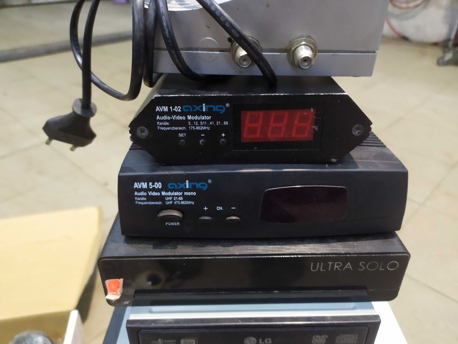 Камери,двр-и,сат.приемници,a/v модулатори.