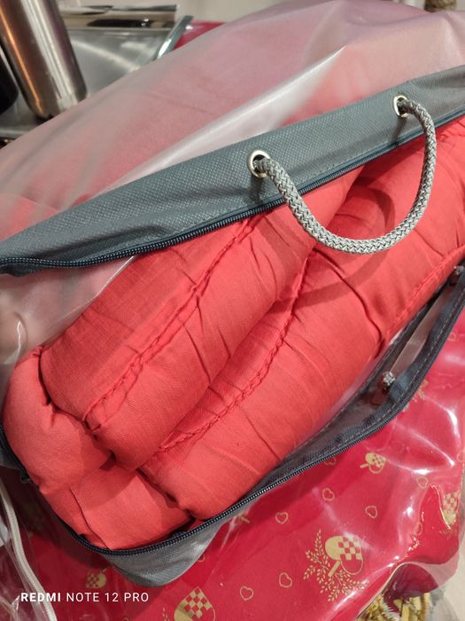 Отдам. Отдам. Одеяло.