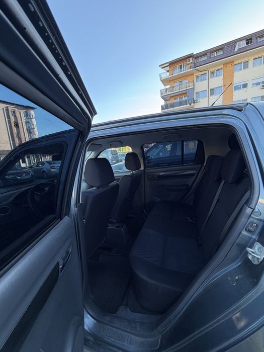 Vand suzuki swift 4x4 1.3 Benzina 2009