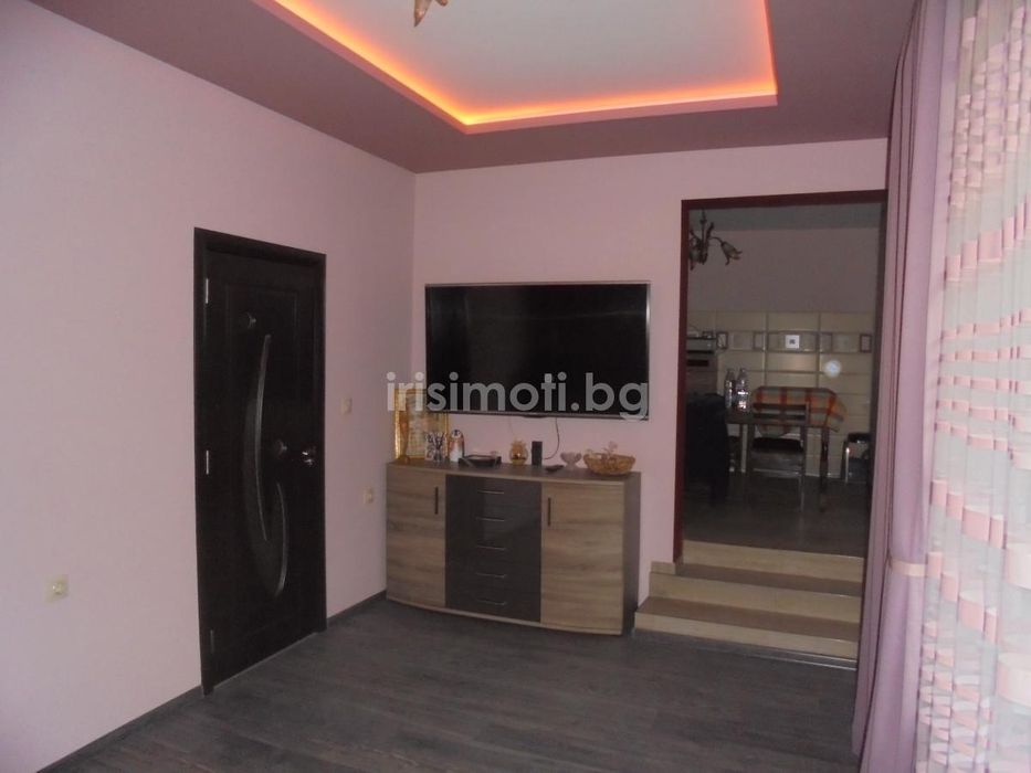 Продава се Къща в София, Княжево - 400 кв.м за 1238 €/кв.м - Снимка #5